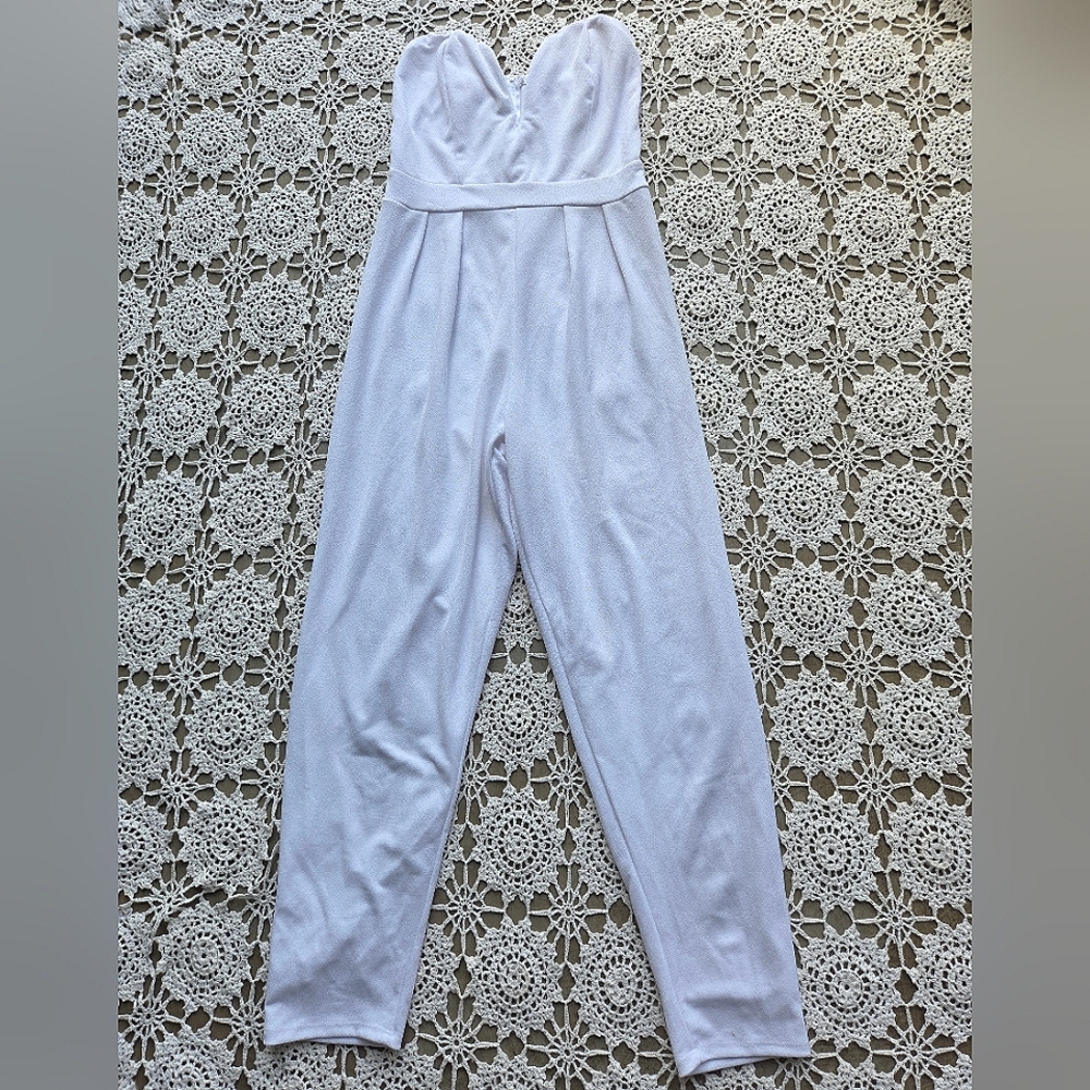 Vintage Charlotte Russe White Strapless Sweetheart Neckline White Jumpsuit